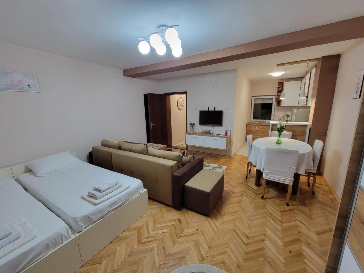 Stavrov Apartment *