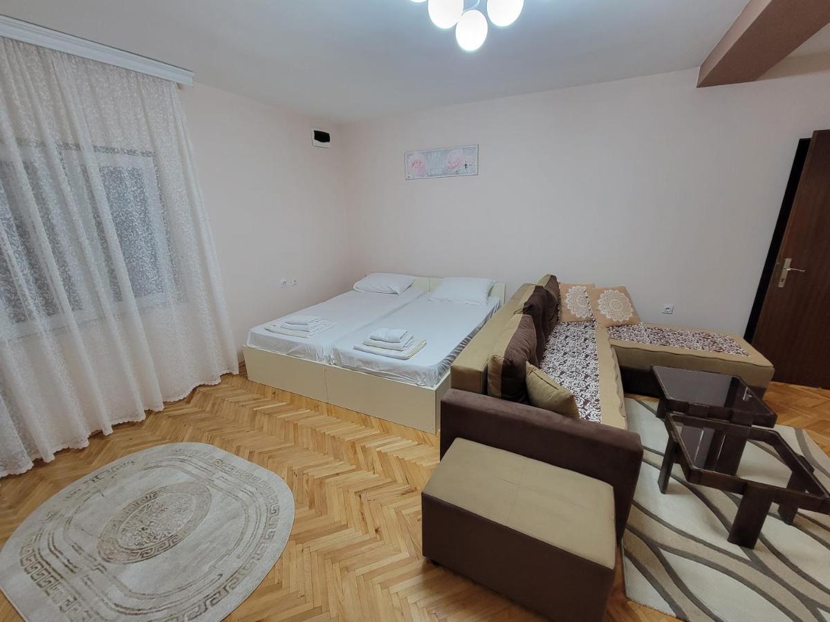 Stavrov Apartment *